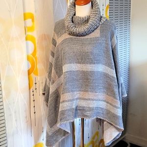 Cowls Neck Wool Shaw